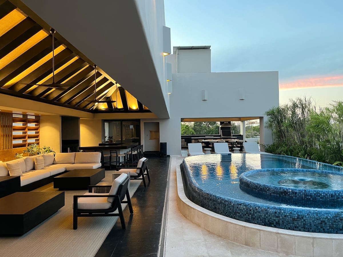 VILLA MAO