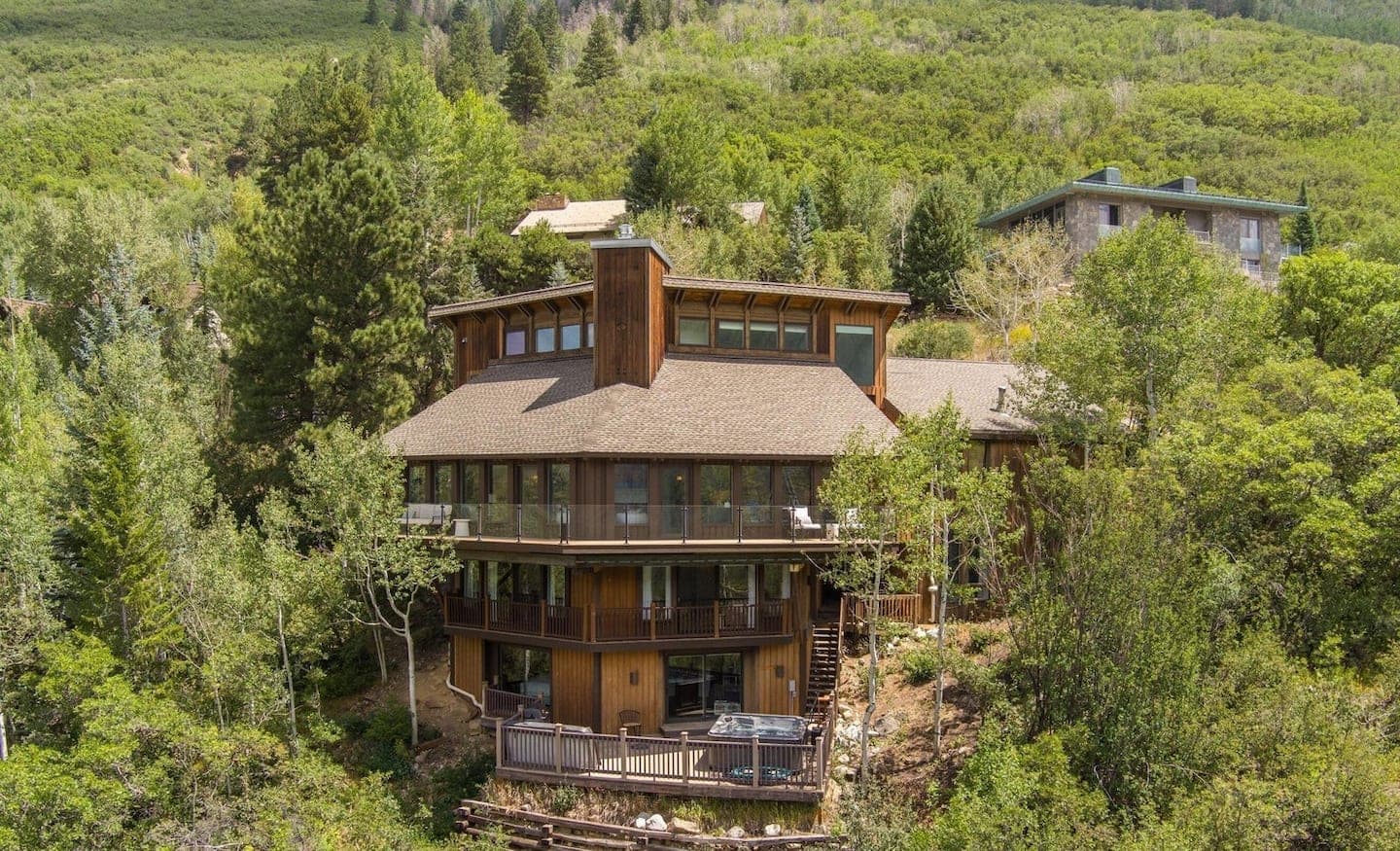 GRAND MOUNTAIN HOME