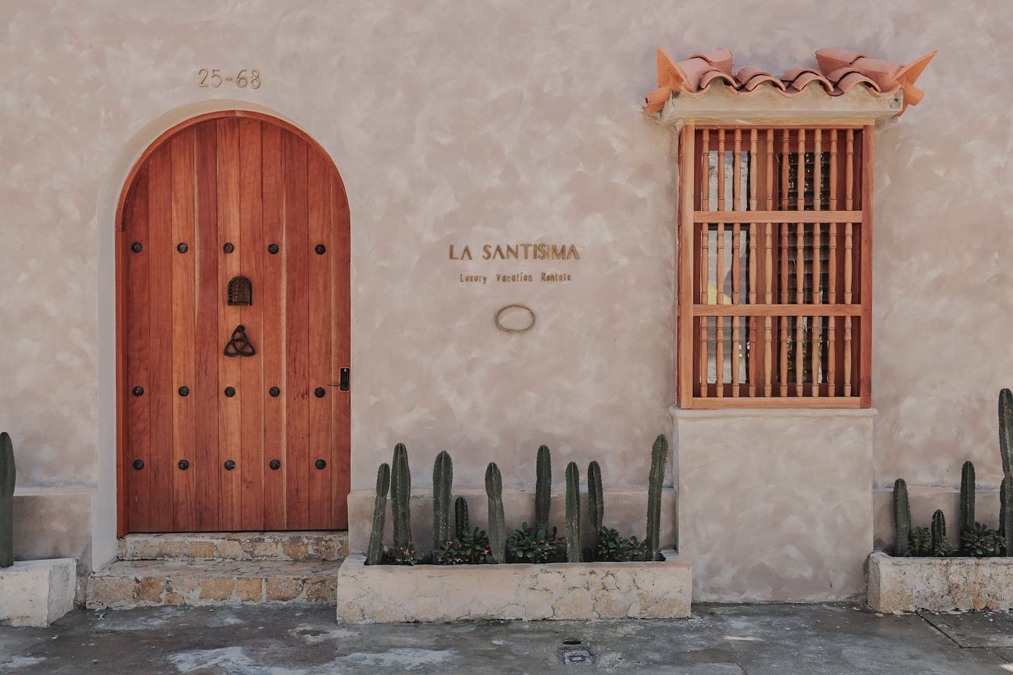 CASA LA SANTISIMA