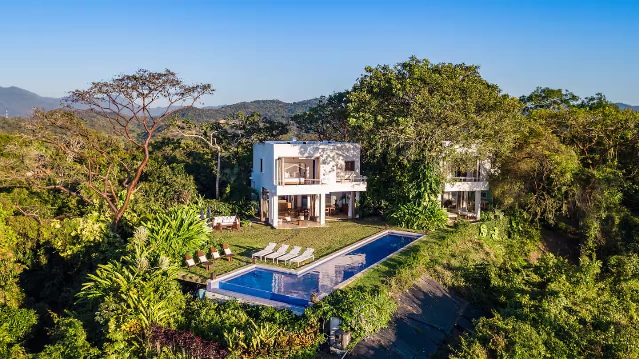 VILLA PAPELILLOS