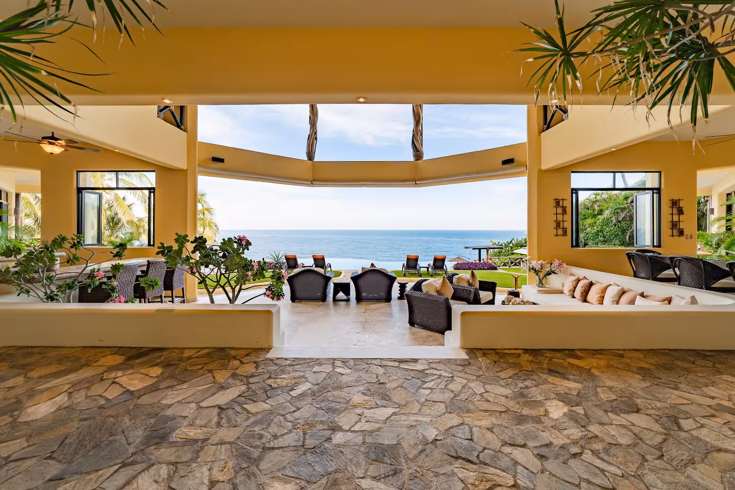 VILLA ALLURE photo 4