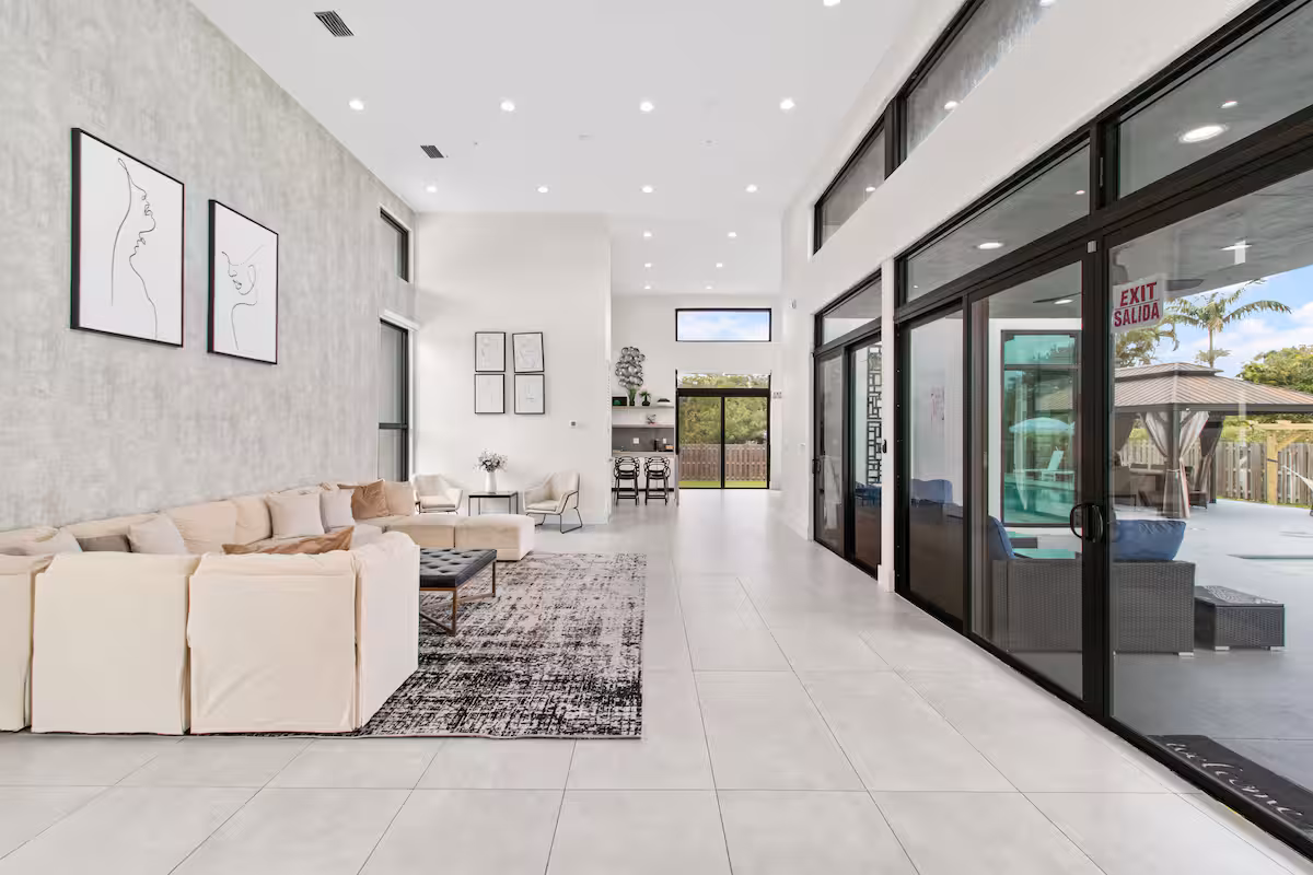 VILLA THE MANSION photo 2