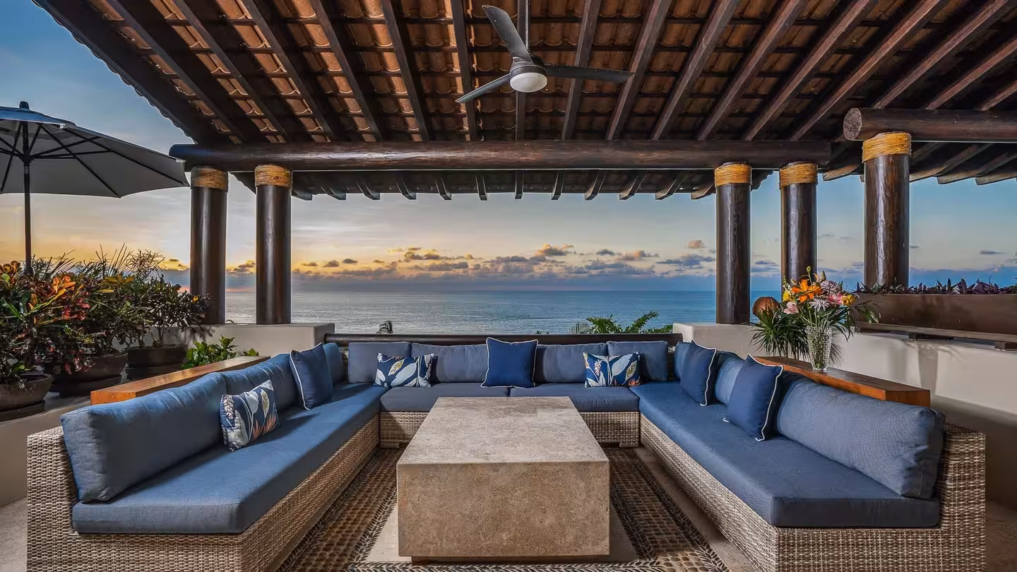 FOUR SEASONS RESORT photo 4