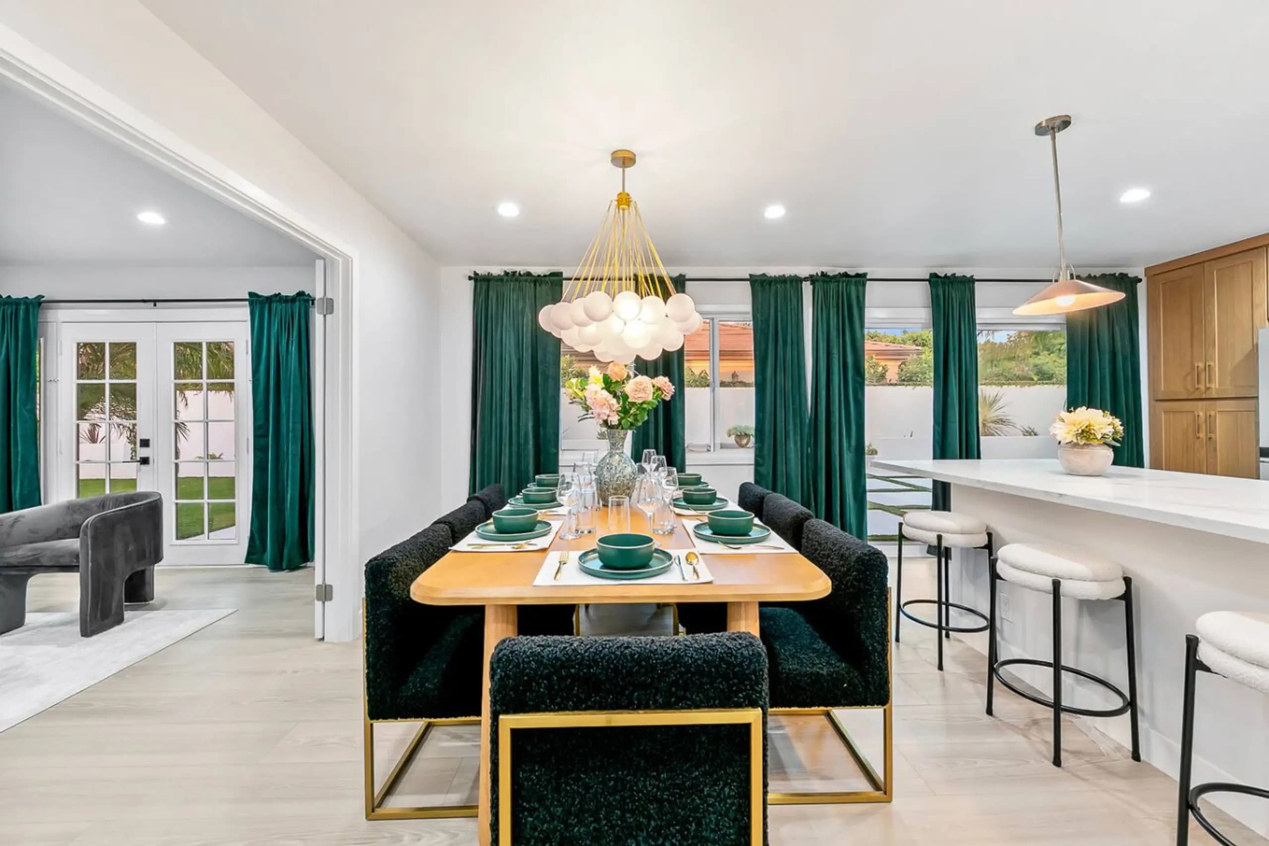 AN12-ST1- MODERN HOME photo 5