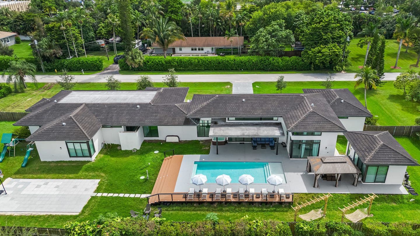 VILLA THE MANSION