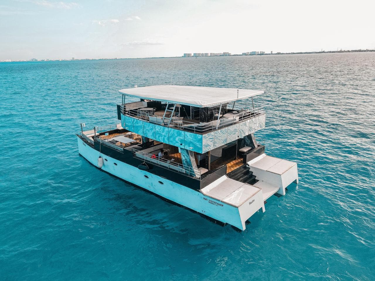 CATAMARÁN 60´