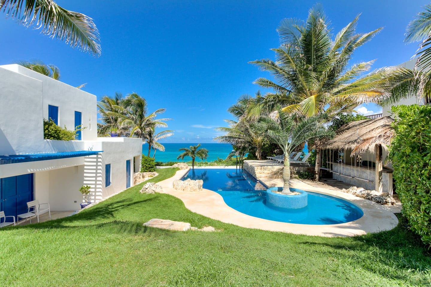 CASA YAAX