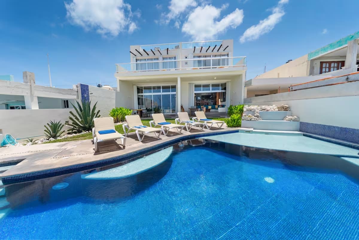 VILLA AMISTAD
