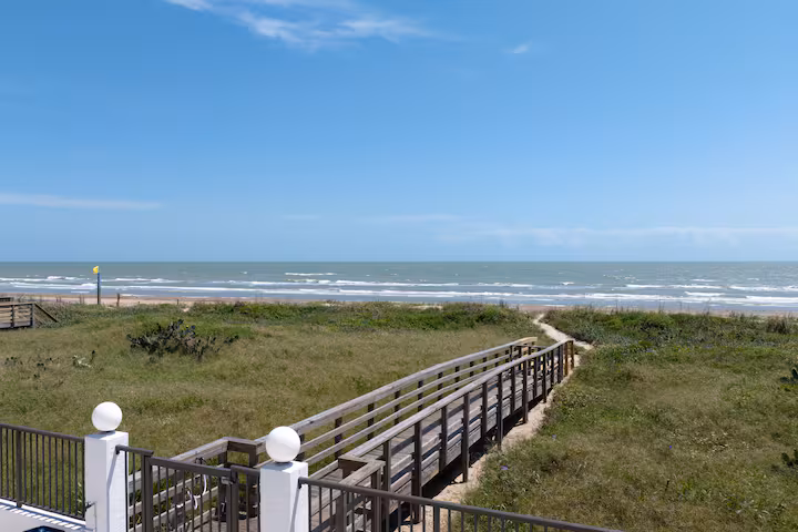 4812 GULF photo 4