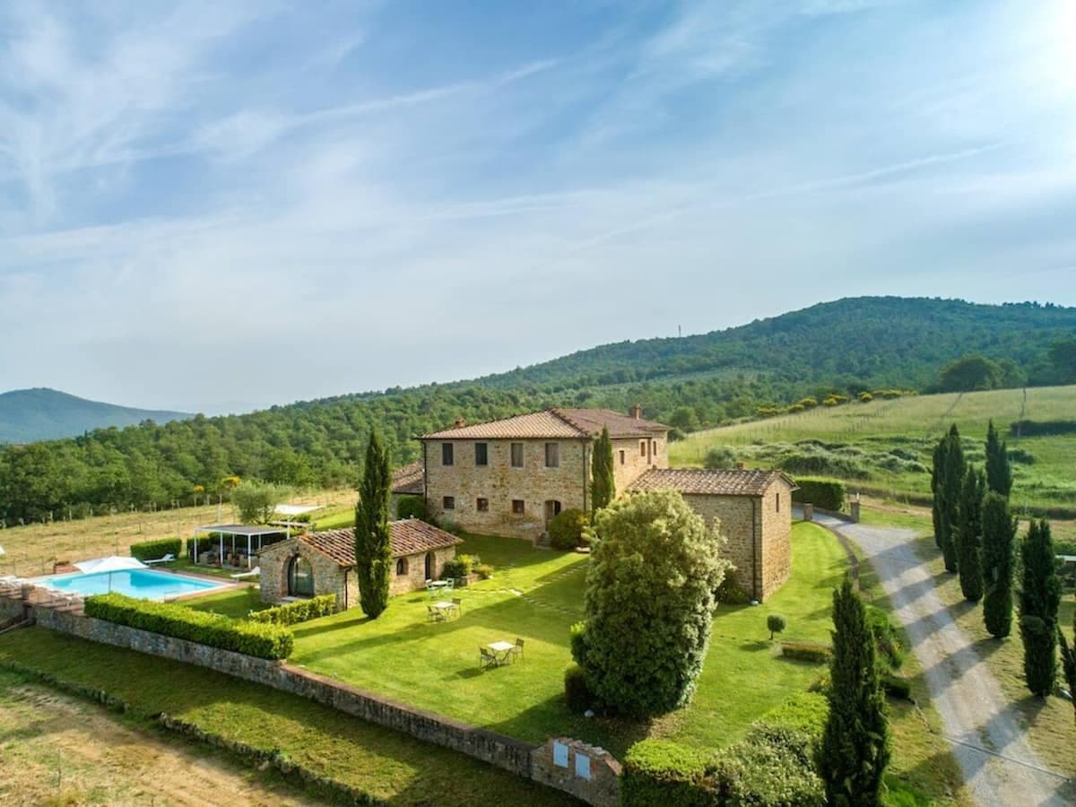 VILLA BORGO