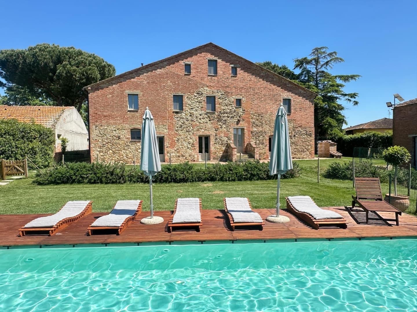 VILLA TRASOLINI