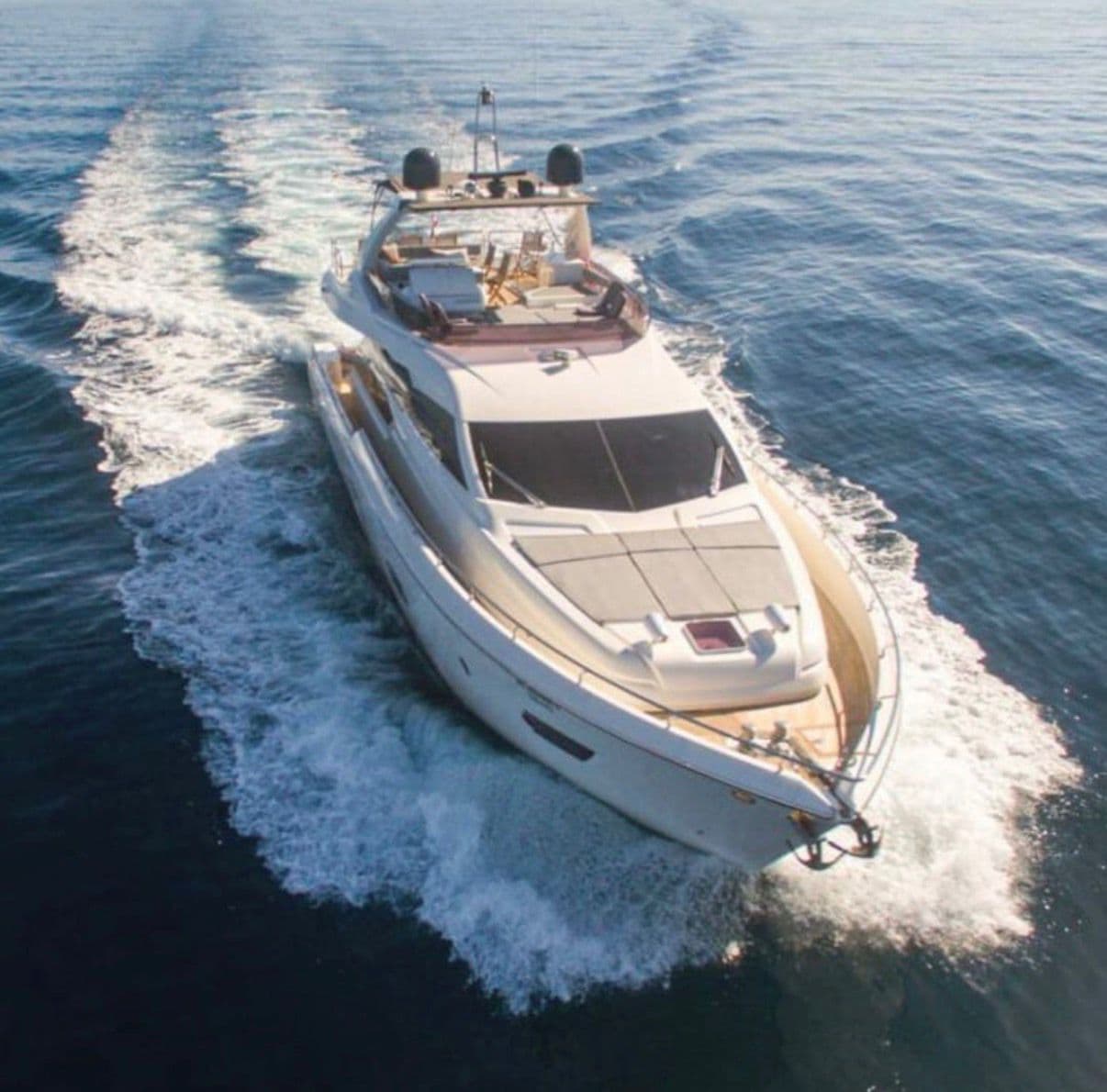FERRETI 75´