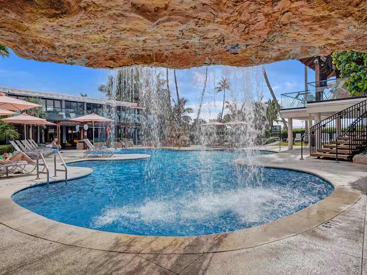 INCREDIBLE RESORT photo 4