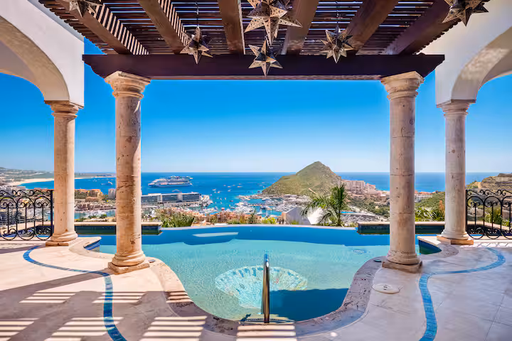 VILLA BLANCA photo 2