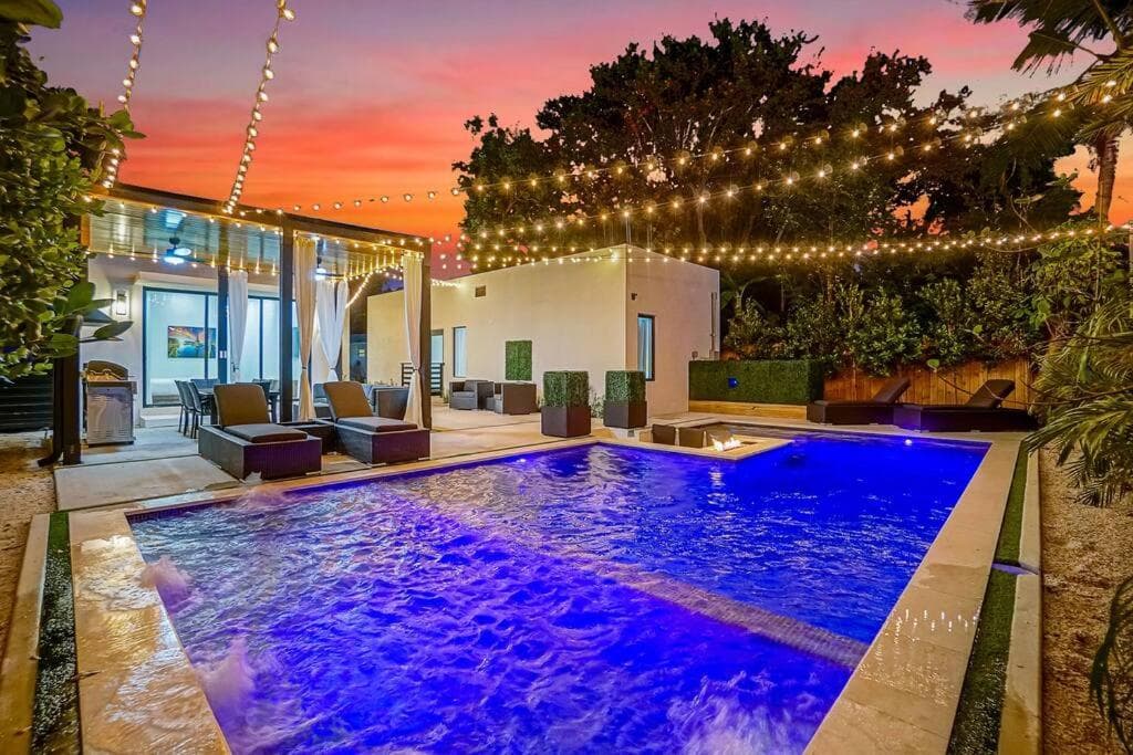 VILLA BALI