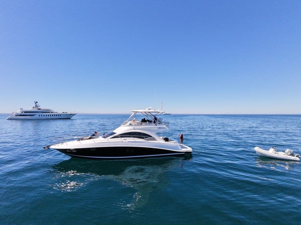 SEARAY SEDAN 50' photo 3