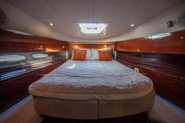 SEARAY SEDAN 50' photo 4