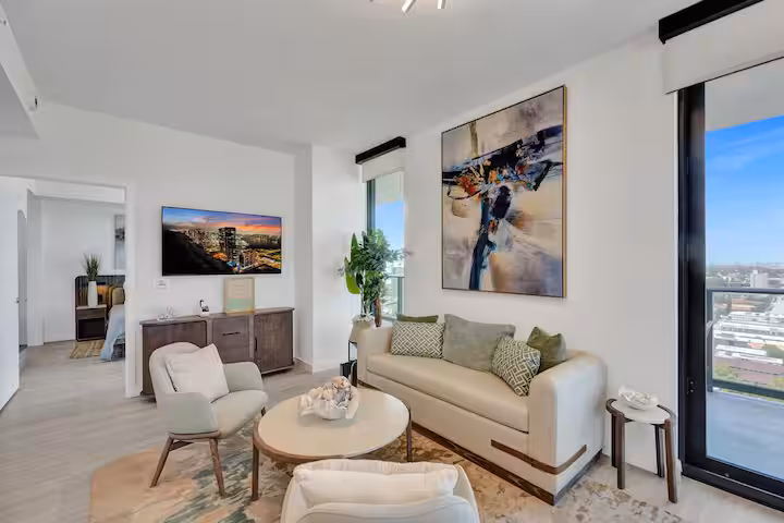 LUXURY CONDOMINIUM ON THE 15TH FLOOR photo 4