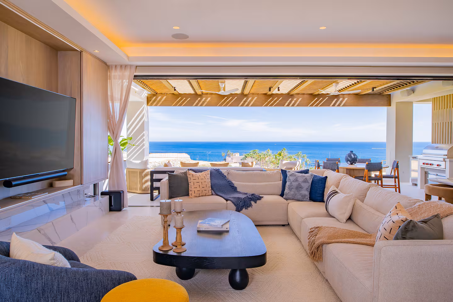 VILLA REEF photo 2