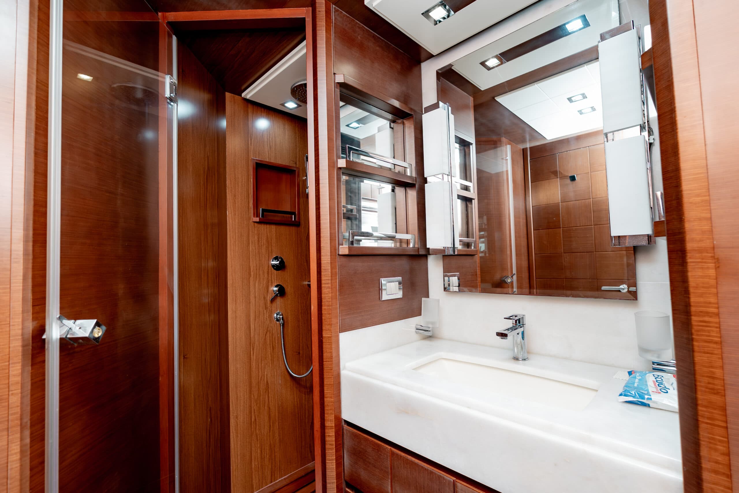 AZIMUT 95’ photo 2