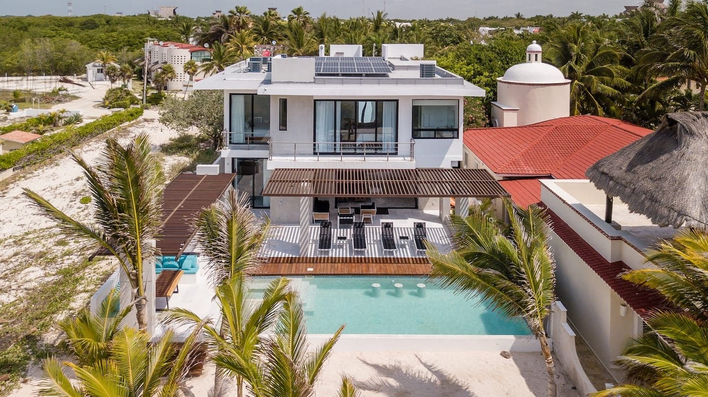 VILLA CARRERA