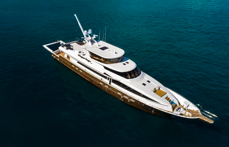 SOVEREIGN 130´