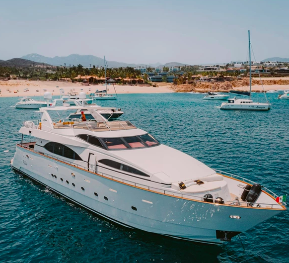 AZIMUT 100´ photo 4