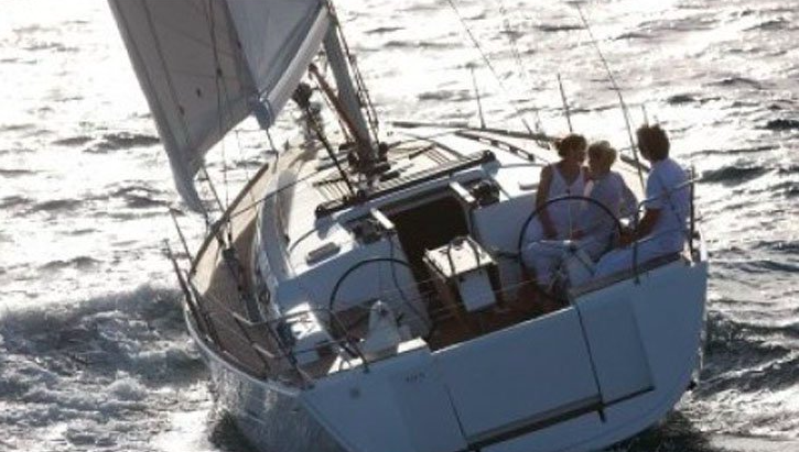 DUFOUR 41 GL photo 2