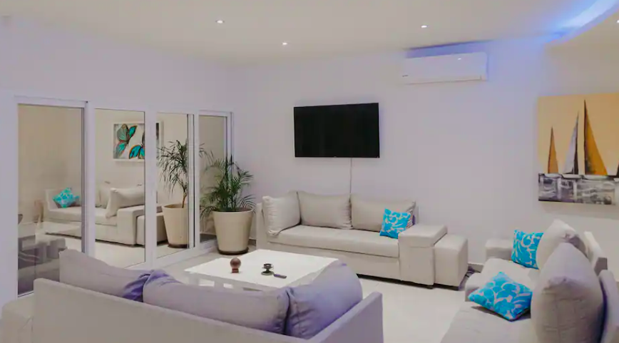 VILLA MILEY CIRUS photo 2