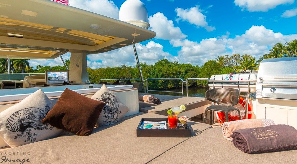 AZIMUT 105´ photo 5