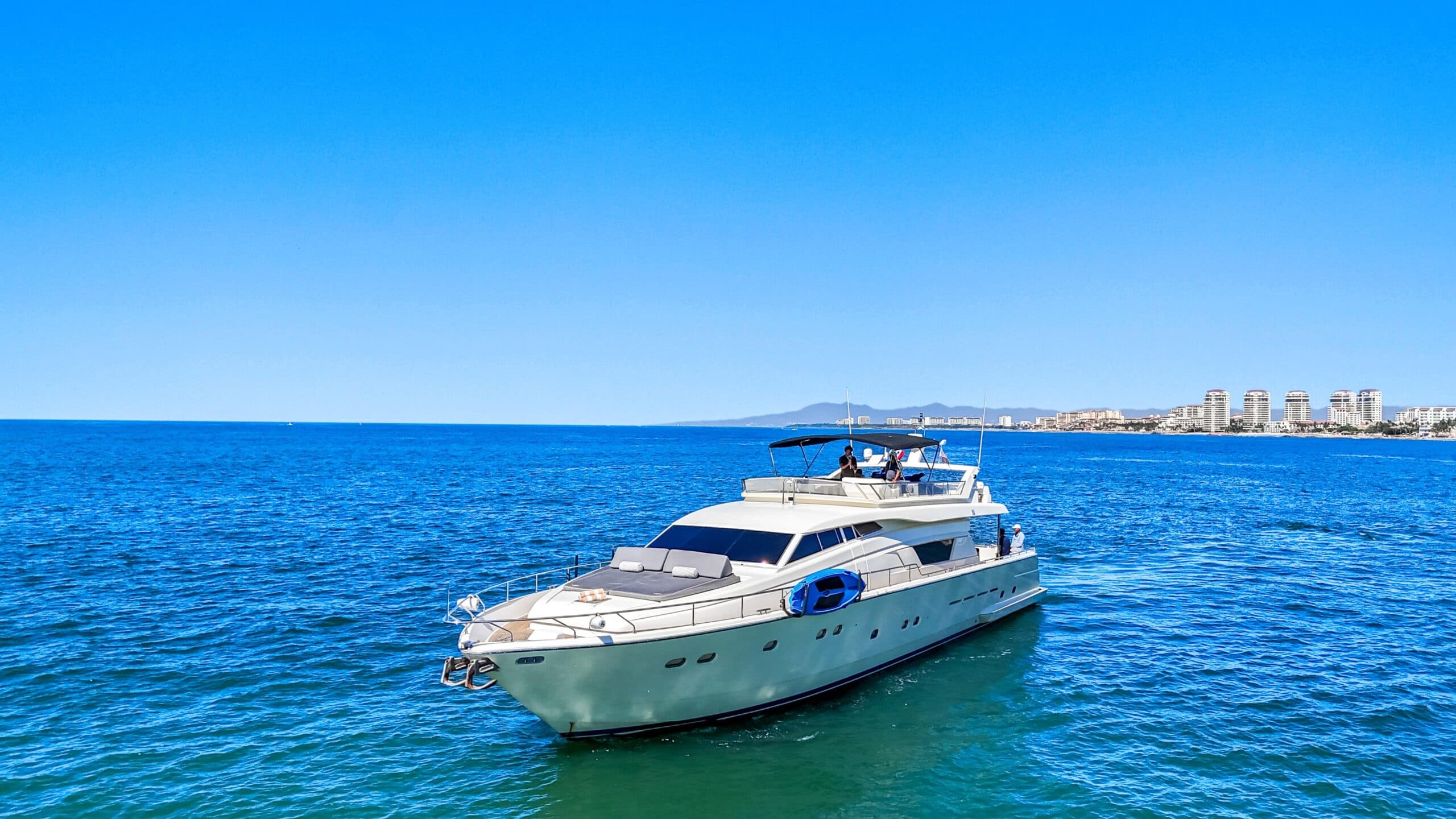 FERRETTI 80´