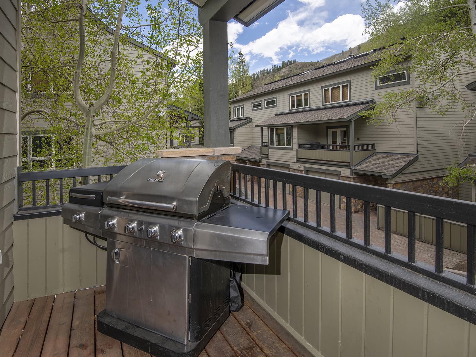 Coldstream Townhome 19 photo 3