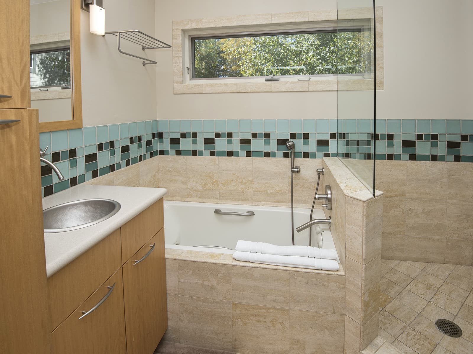 Coldstream Townhome 38 photo 2