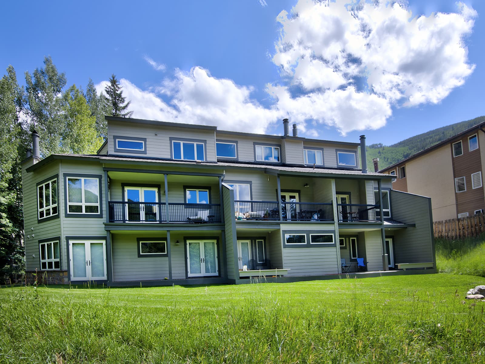 Coldstream Townhome 7 photo 5