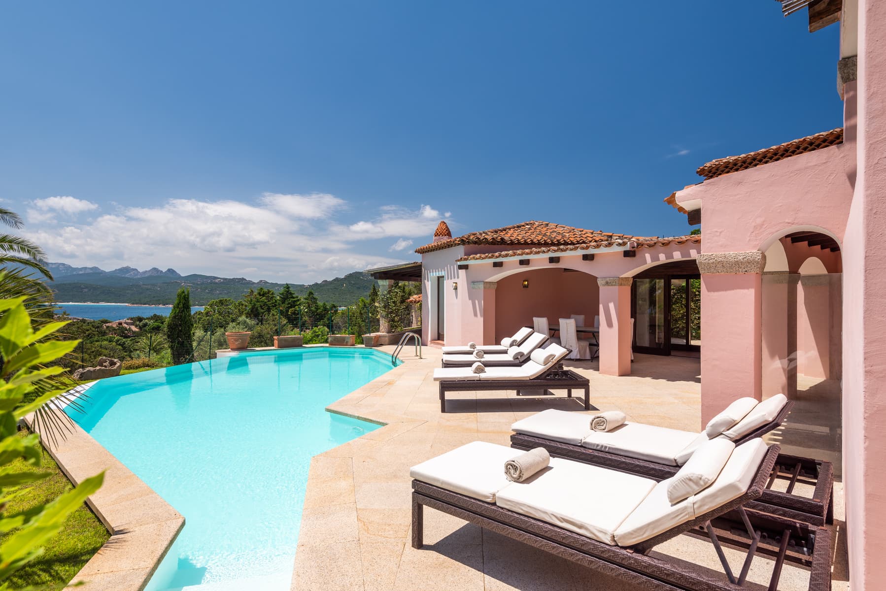 CALA DI VOLPE SWIMMING POOL VILLA photo 5