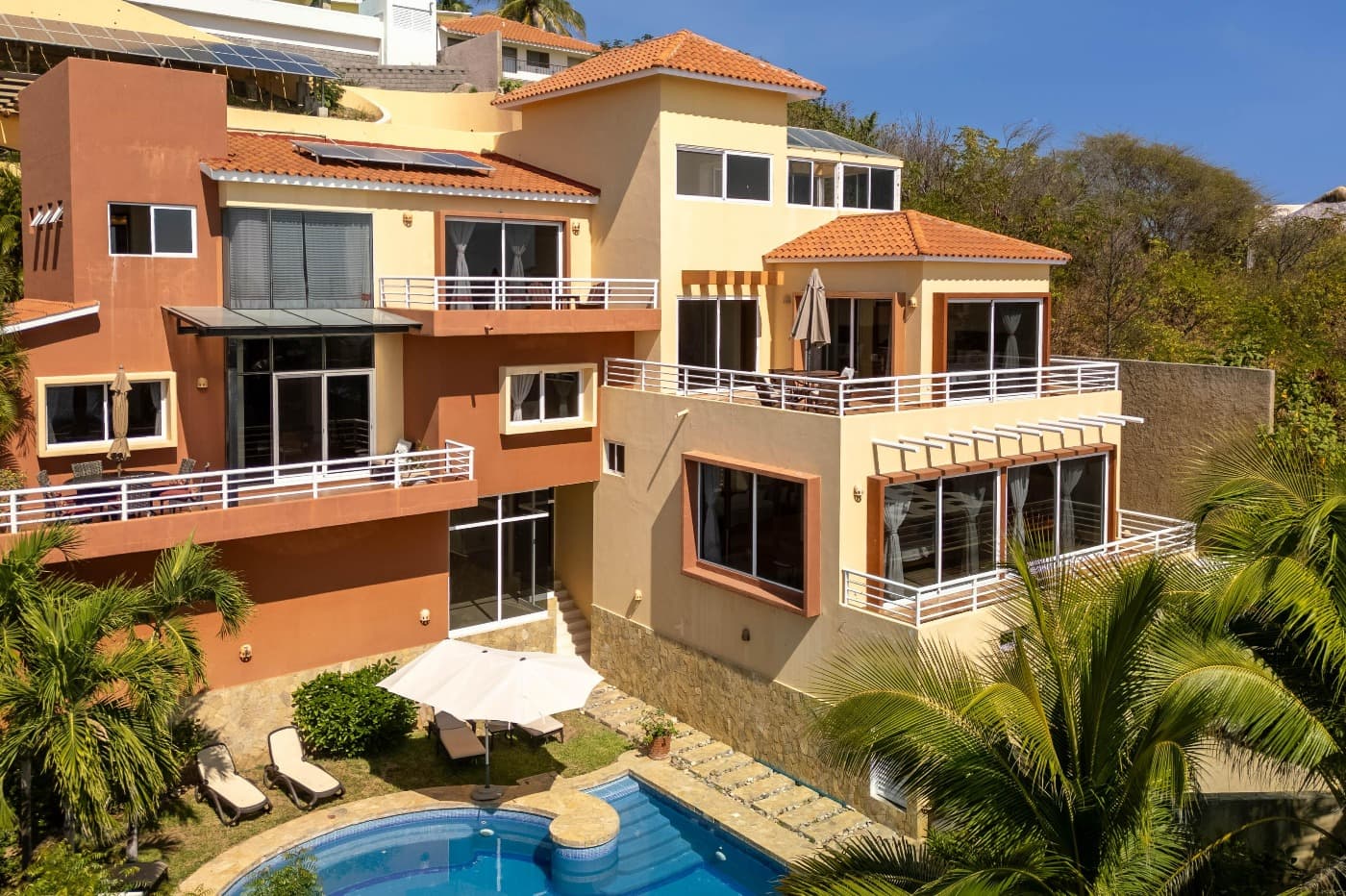 VILLA DIAMANTE