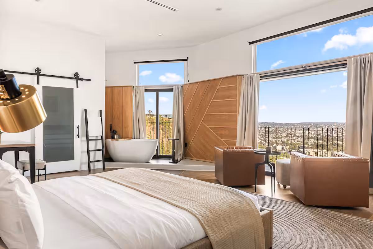 HILLSIDE HAVEN photo 4